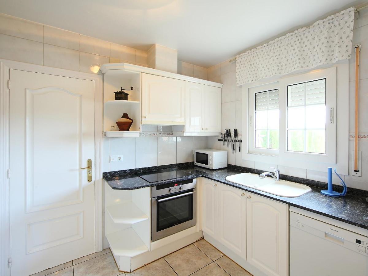 Holiday Home Dirk By Interhome L'Ampolla Bagian luar foto